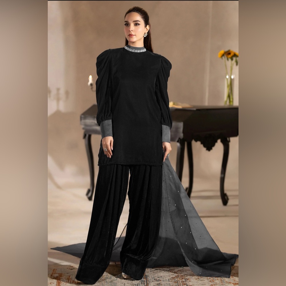 Elegant Black Women's Jumpsuit